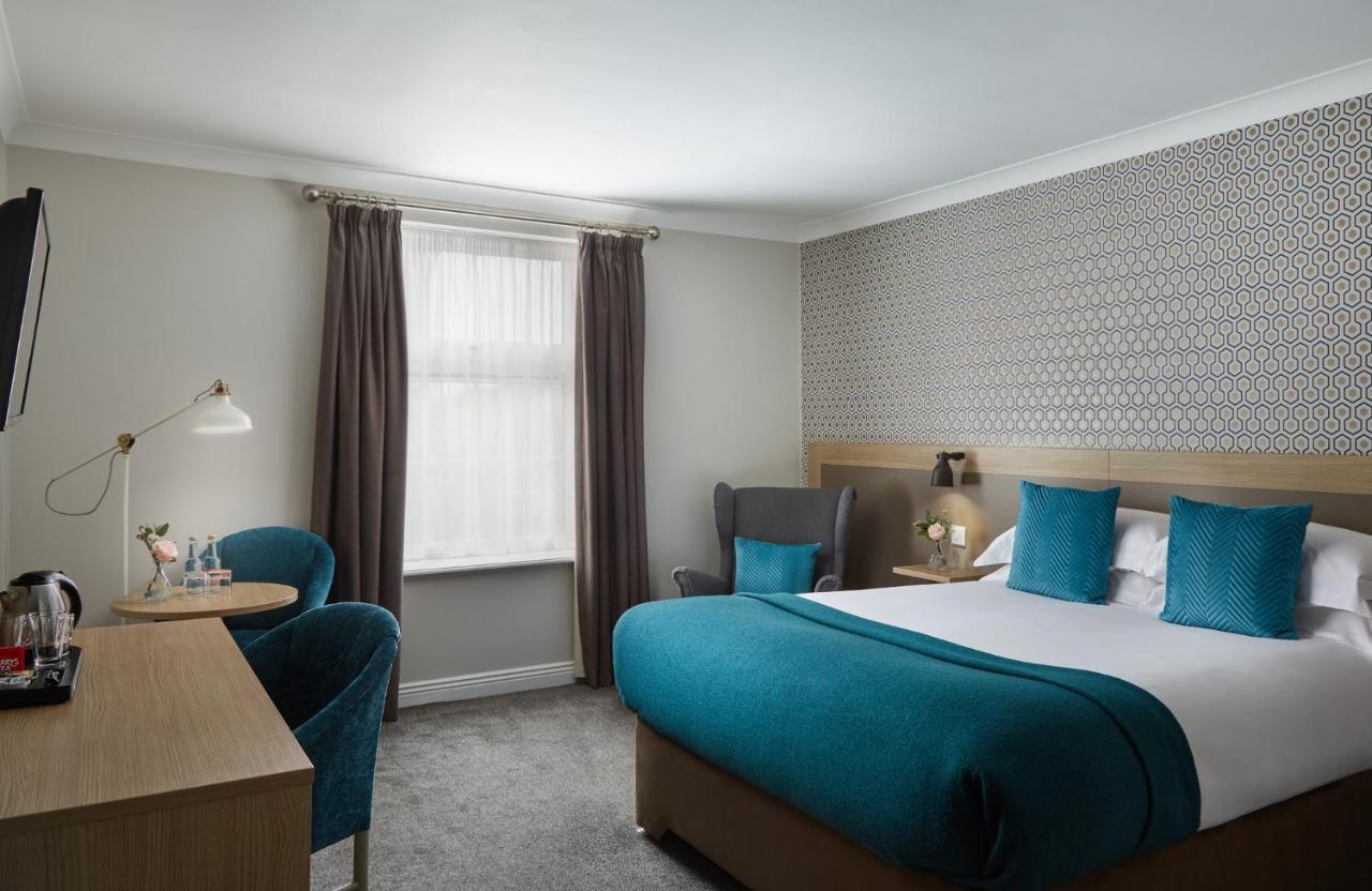 The Ashe 4* Tralee